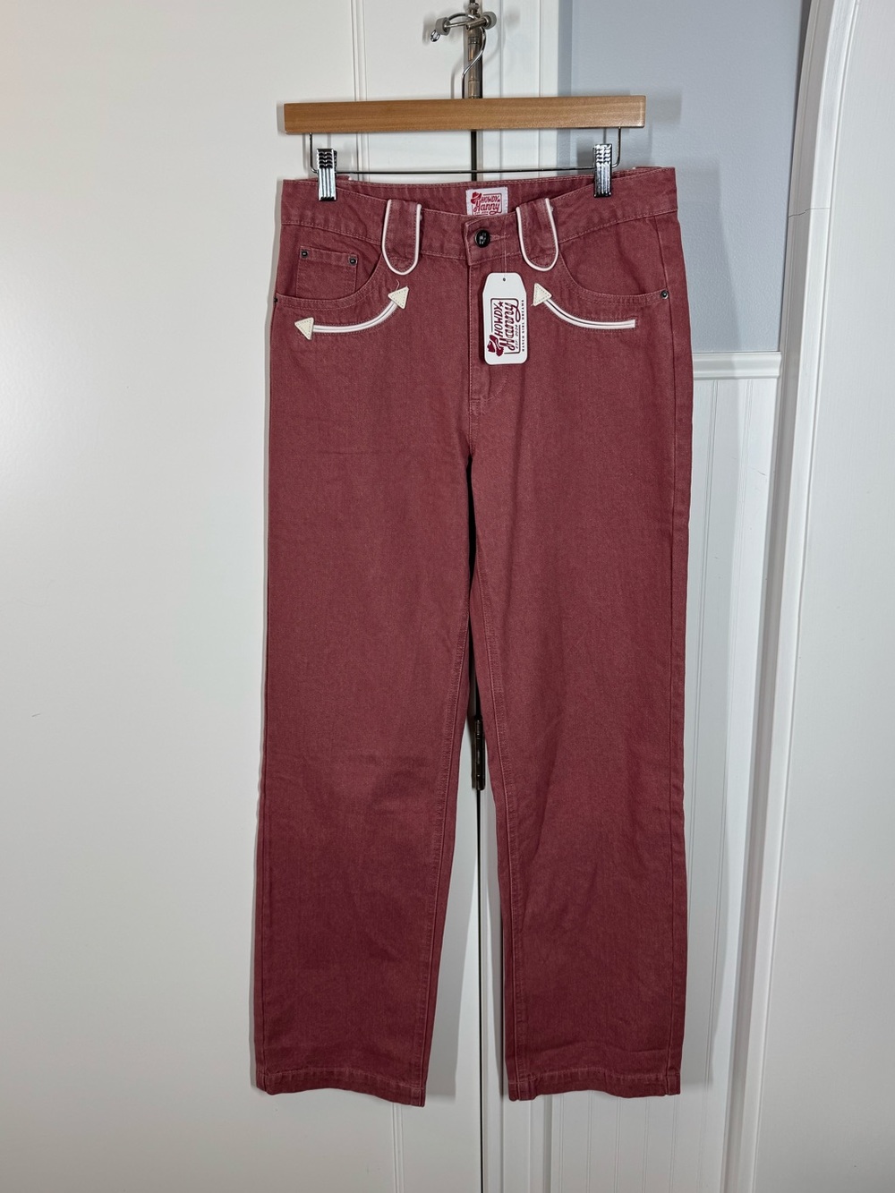 Howdy Hanny Rose Smiley Jeans featuring white piping details western size small
